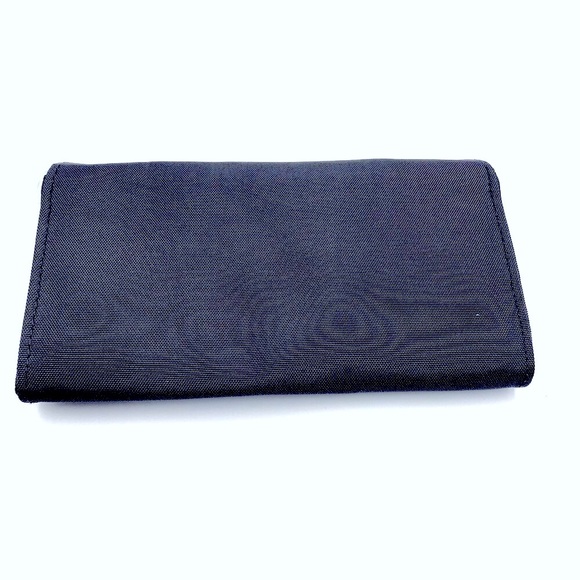 Travelon RFID BLOCKING wallet NWT - Picture 3 of 3